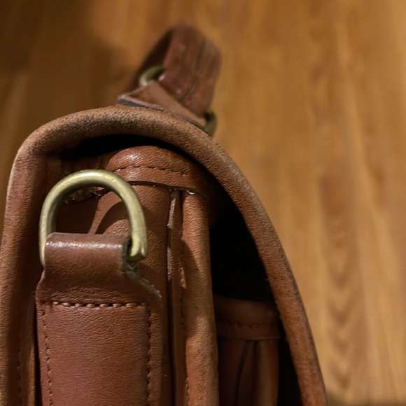 COACH Vintage 90s USA Station Slim Classic British Tan Cognac Leather Messenger - Picture 13 of 16